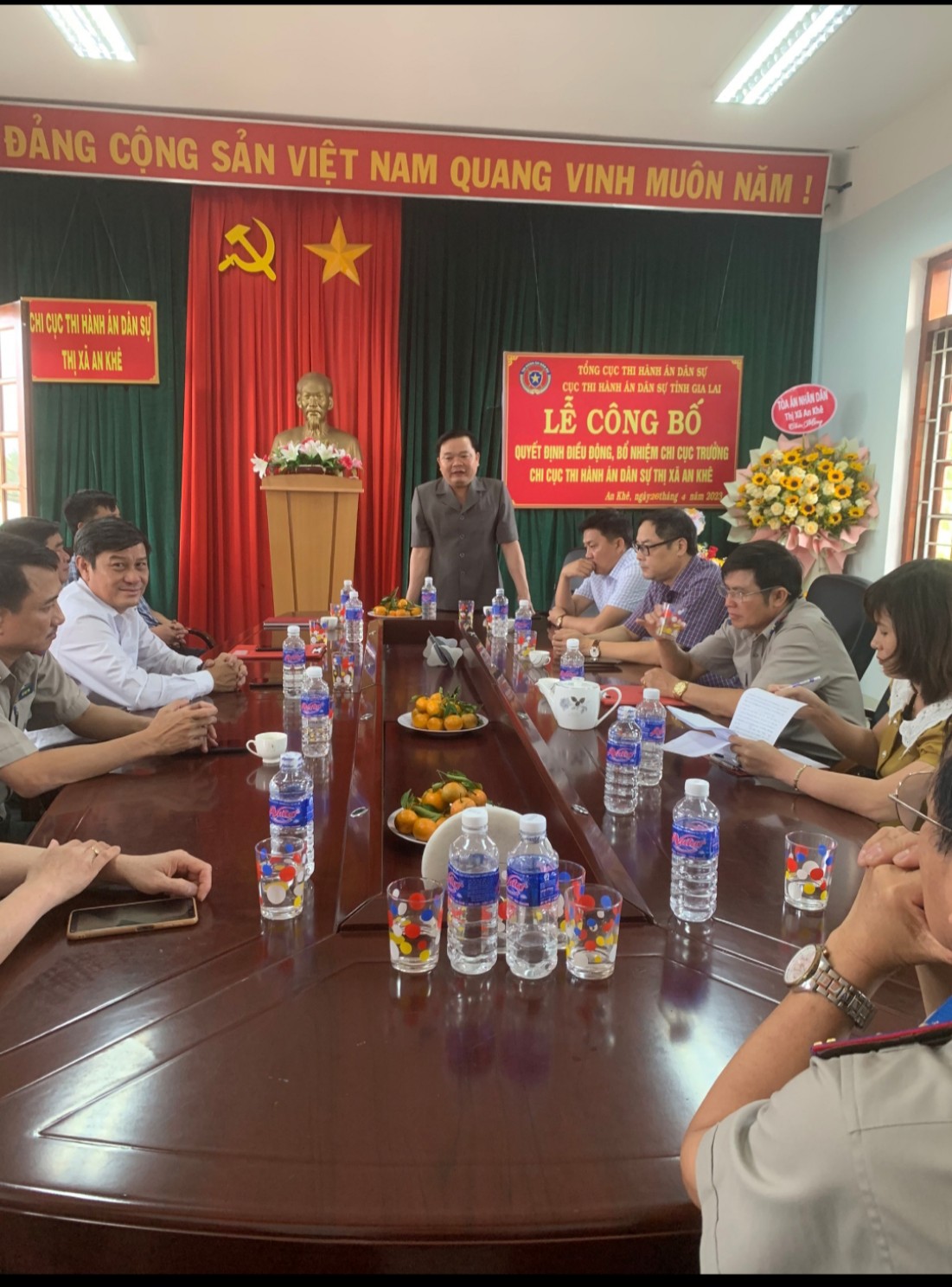 CHI BỘ VÀ CỤC THI HÀNH ÁN DÂN SỰ TỈNH TỔ CHỨC SINH HOẠT CHI BỘ, HỌP CƠ QUAN THÁNG 02 NĂM 2019