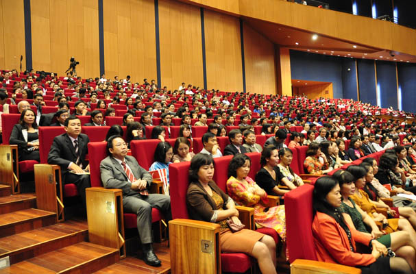 Lễ công bố Ngày Pháp luật 8