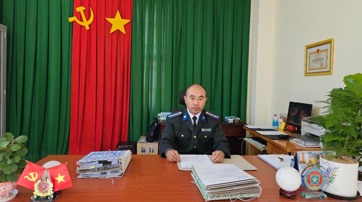 Ảnh đại diện Chấp hành viên sáng mắt sau biến cố mù loà nguyện cống hiến cho nghề Thi hành án