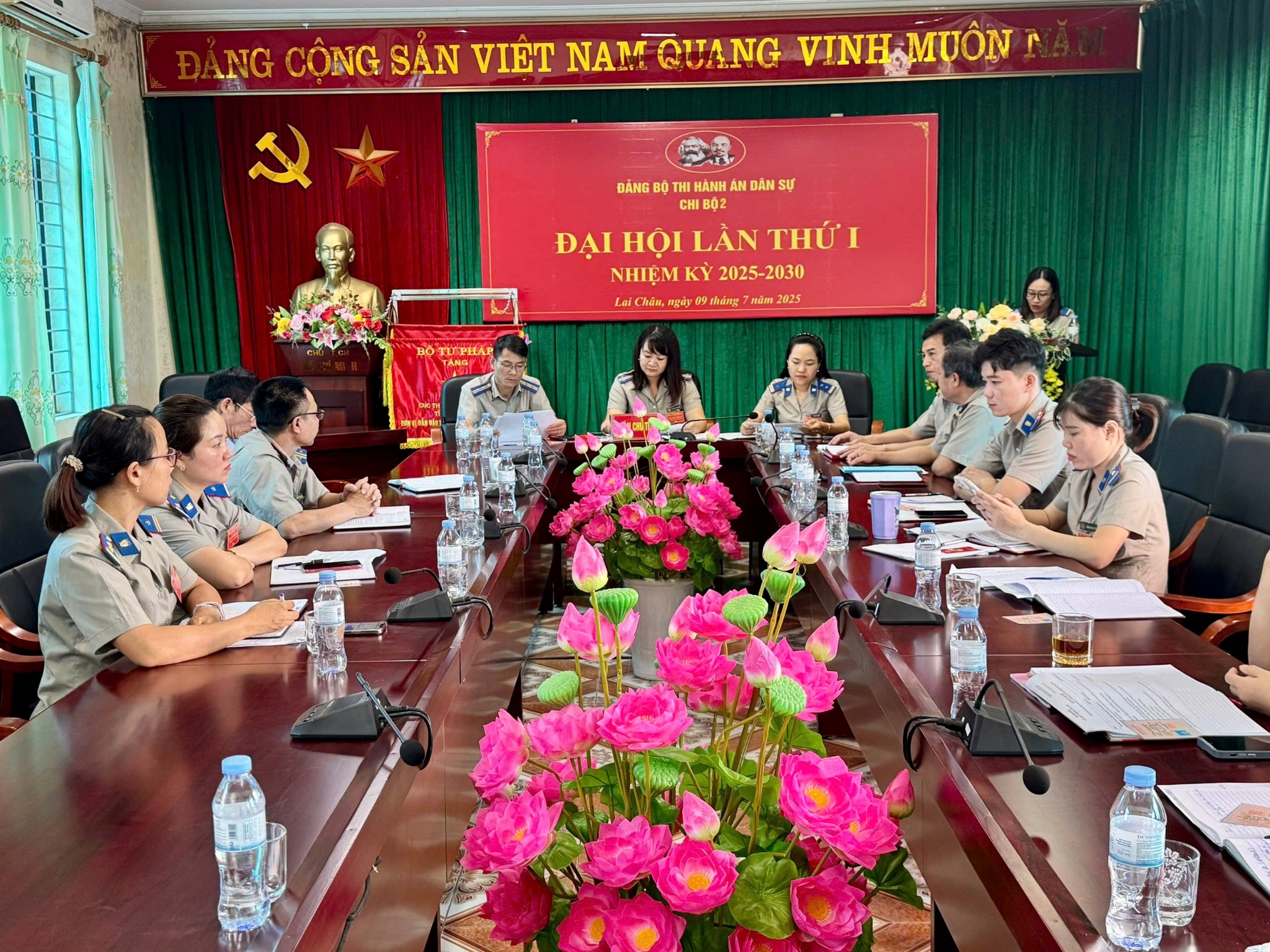 ĐẠI HỘI CHI BỘ PHÒNG NGHIỆP VỤ & TỔ CHỨC THADS VÀ PHÒNG TÀI CHÍNH – KẾ TOÁN LẦN THỨ NHẤT, NHIỆM KỲ 2025–2030