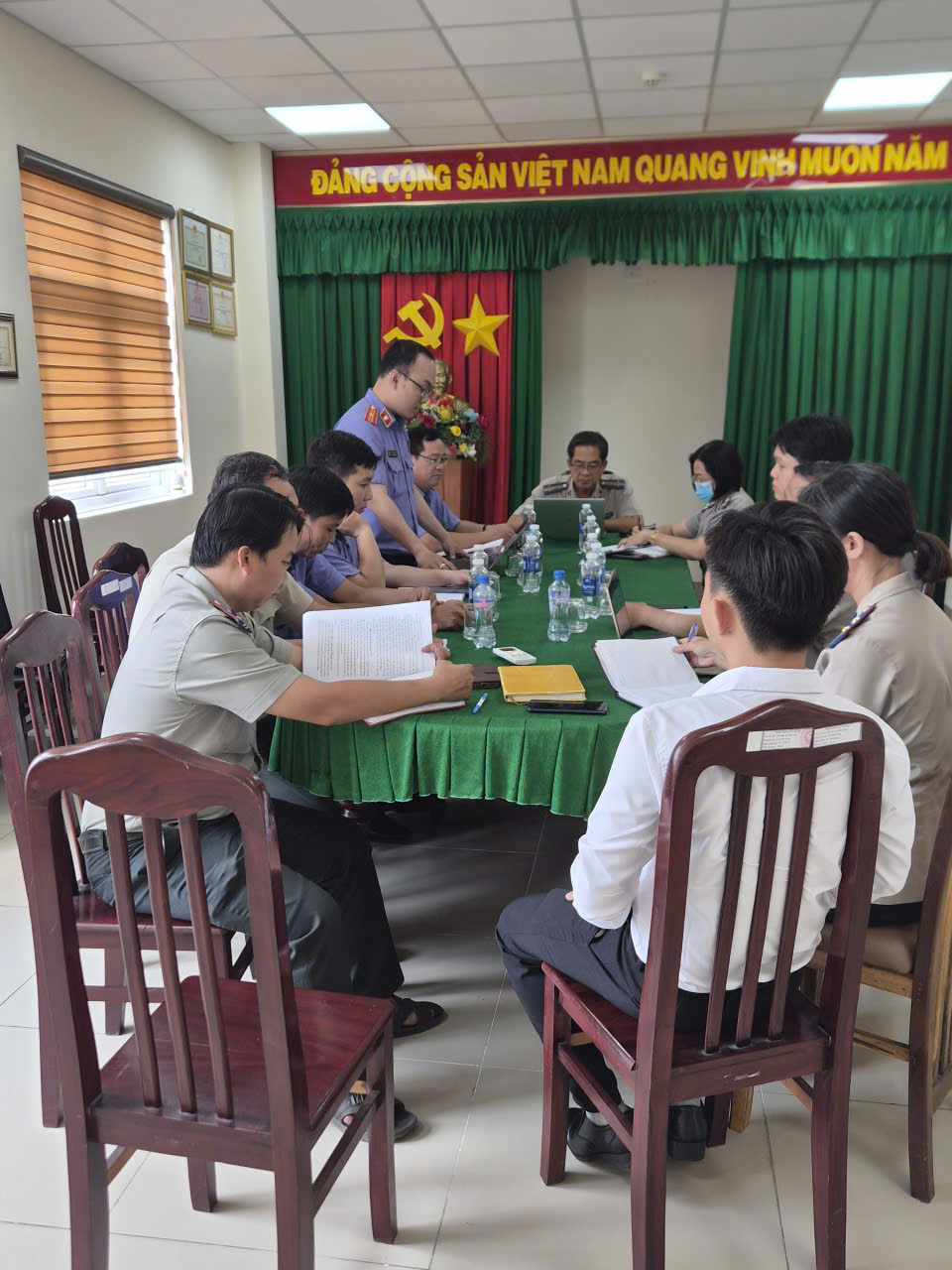 VIỆN KIỂM SÁT NHÂN DÂN KHU VỰC 9 CÔNG BỐ DỰ THẢO KẾT LUẬN TRỰC TIẾP KIỂM SÁT HOẠT ĐỘNG THI HÀNH ÁN DÂN SỰ TẠI PHÒNG THI HÀNH ÁN DÂN SỰ KHU VỰC 9 - ĐỒNG THÁP