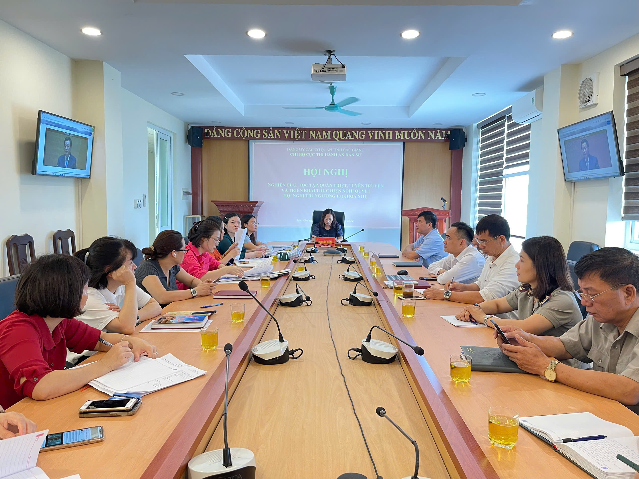 Chi bộ Cục THADS tổ chức học tập, quán triệt Nghị quyết Hội nghị lần thứ X Ban Chấp hành Trung ương Đảng (khoá XIII)