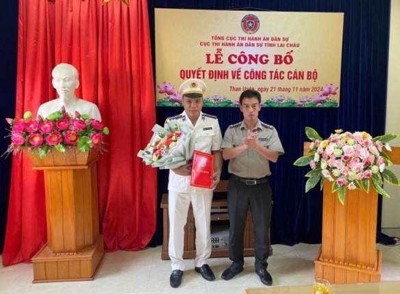 Cục Thi hành án dân sự tỉnh Lai Châu tổ chức công bố Quyết định về công tác cán bộ (Chi cục THADS huyện Than Uyên)