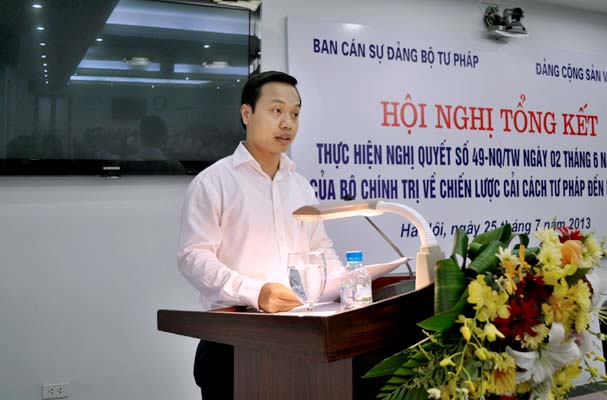 Album Hội nghị Tổng kết thực hiện Nghị quyết 49-NQ/TW ngày 02/6/2005 của Bộ Chính trị về chiến lược cải cách tư pháp đến năm 2020