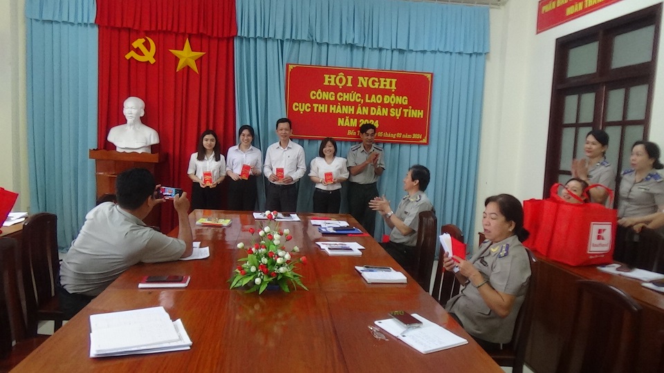 Công đoàn cơ sở Cục Thi hành án dân sự tổ chức họp mặt nhân dịp Tết Nguyên đán Giáp Thìn 2024
