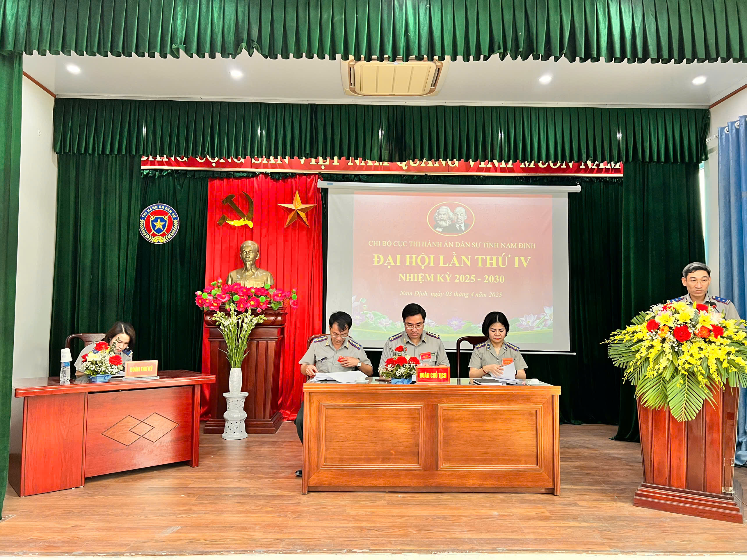 Ảnh đại diện bài viết: