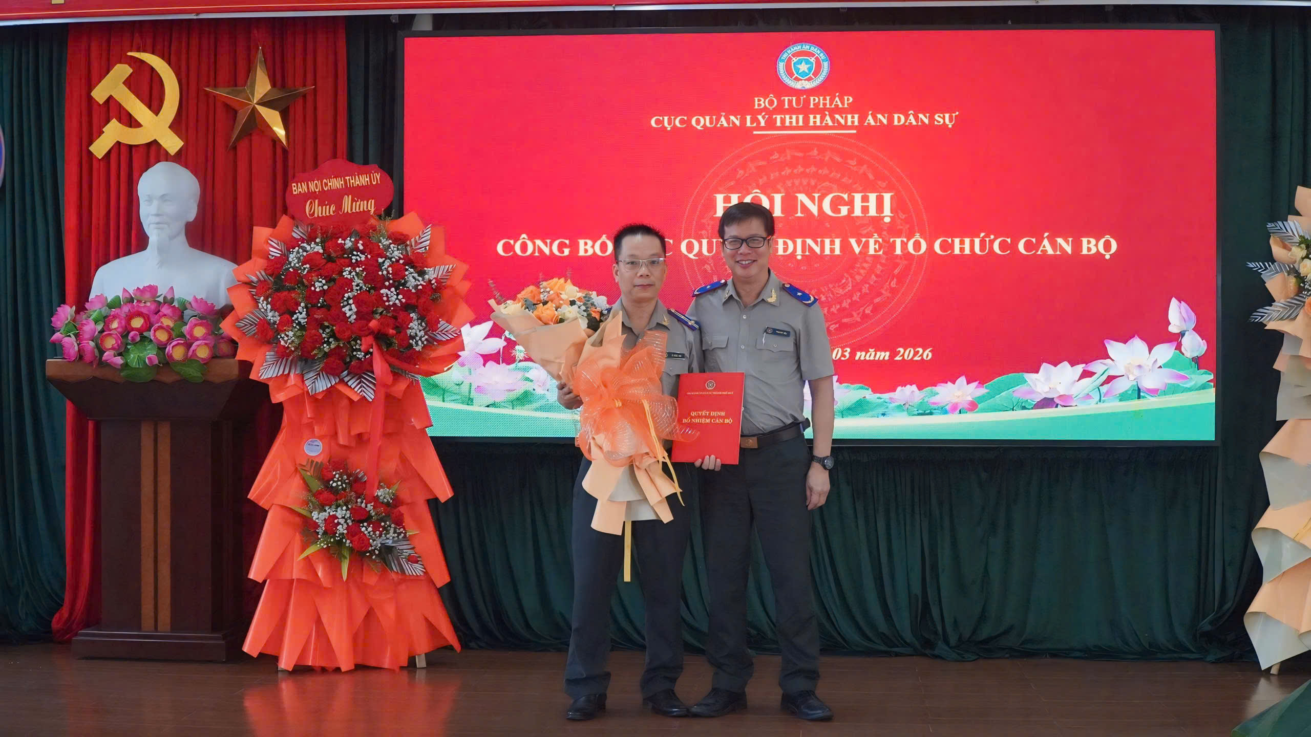 CÔNG BỐ QUYẾT ĐỊNH BỔ NHIỆM PHÓ TRƯỞNG THI HÀNH ÁN DÂN SỰ