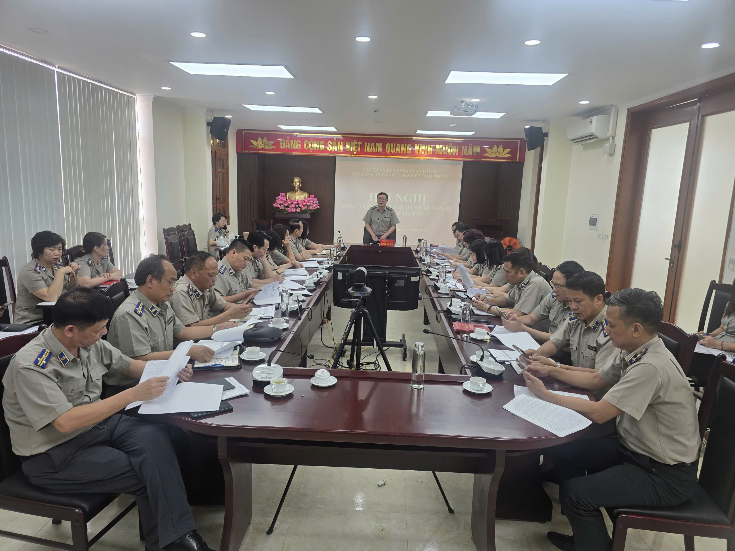 Hội nghị sơ kết công tác thi hành án dân sự, theo dõi thi hành án hành chính 6 tháng đầu năm 2026