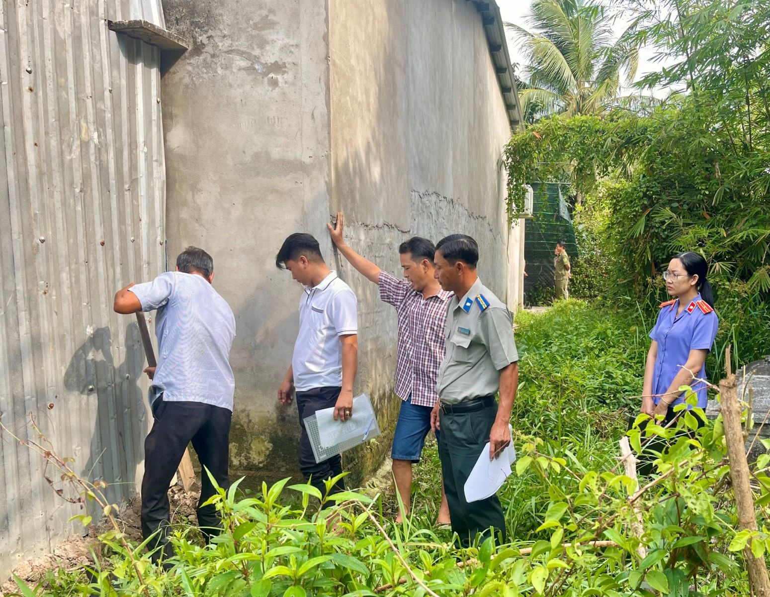 Nâng cao vai trò của Kiểm sát viên và Chấp hành viên trong tổ chức thi hành án dân sự thông qua kỹ năng vận động, thuyết phục đương sự tự nguyện thi hành án