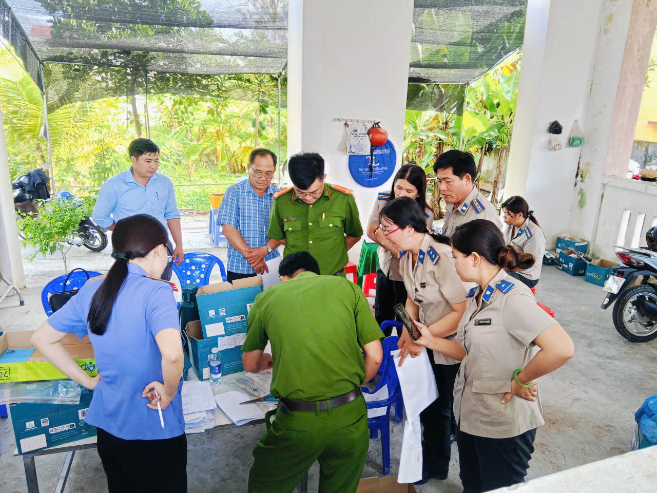 Phòng THADS Khu vực 13 - Cần Thơ tập trung thực hiện tiêu hủy vật chứng và sung công quỹ Nhà nước
