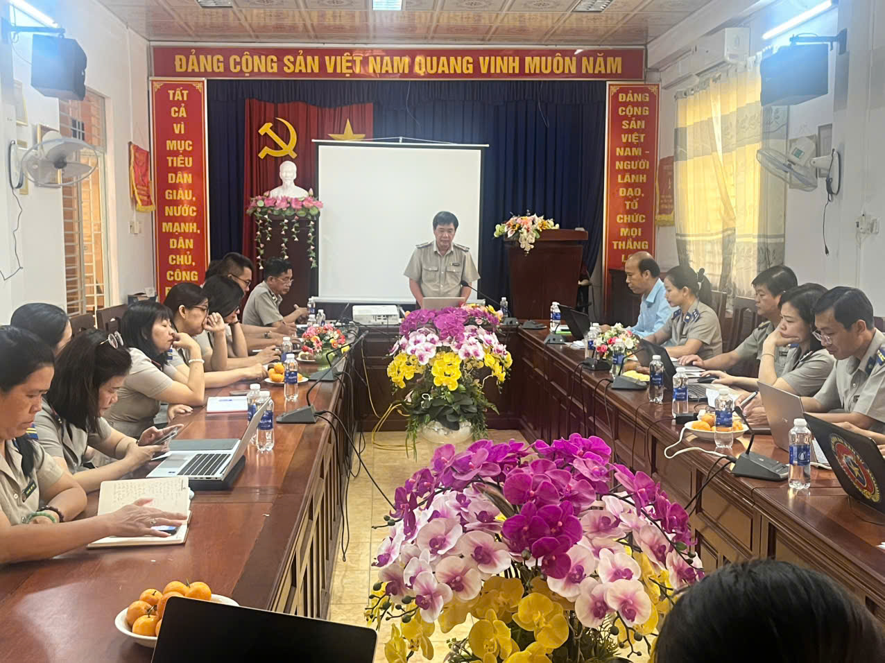 Thi hành án dân sự thành phố Cần Thơ kiểm tra nội bộ đồng thời tại Phòng Thi hành án dân sự Khu vực 1 và Phòng Thi hành án dân sự Khu vực 5