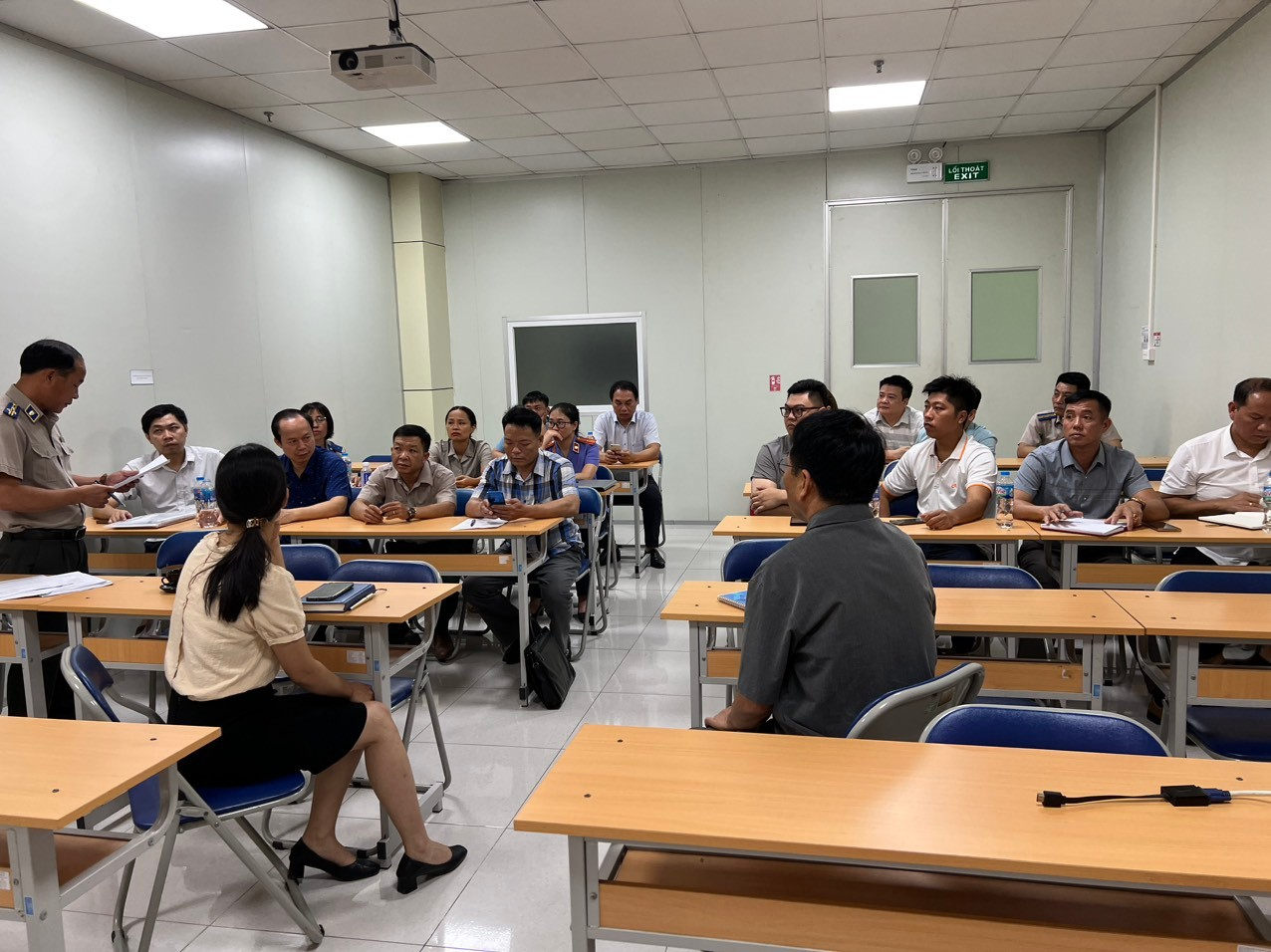 Chi cục THADS huyện Lương Sơn, tỉnh Hoà Bình tổ chức thành công cuộc đấu giá tài sản theo hình thức trực tuyến và giao thành công tài sản cho người trúng đấu giá tài sản.