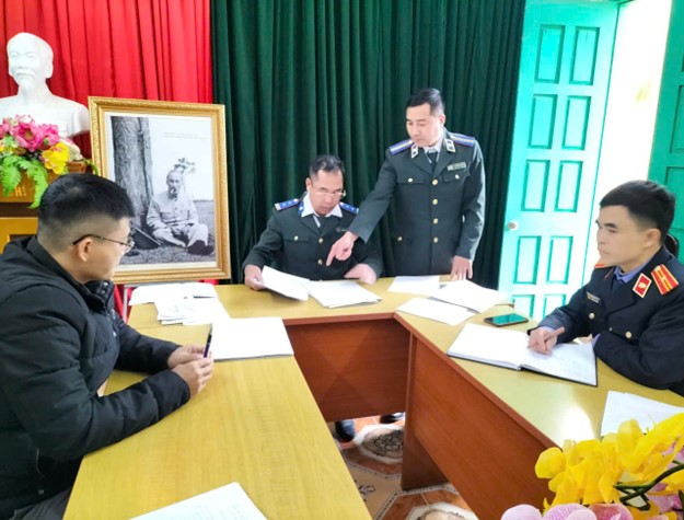 CHI CỤC THI HÀNH ÁN DÂN SỰ HUYỆN BA BỂ TIÊU HUỶ VẬT CHỨNG, TRONG CÁC BẢN ÁN ĐÃ CÓ HIỆU LỰC PHÁP LUẬT