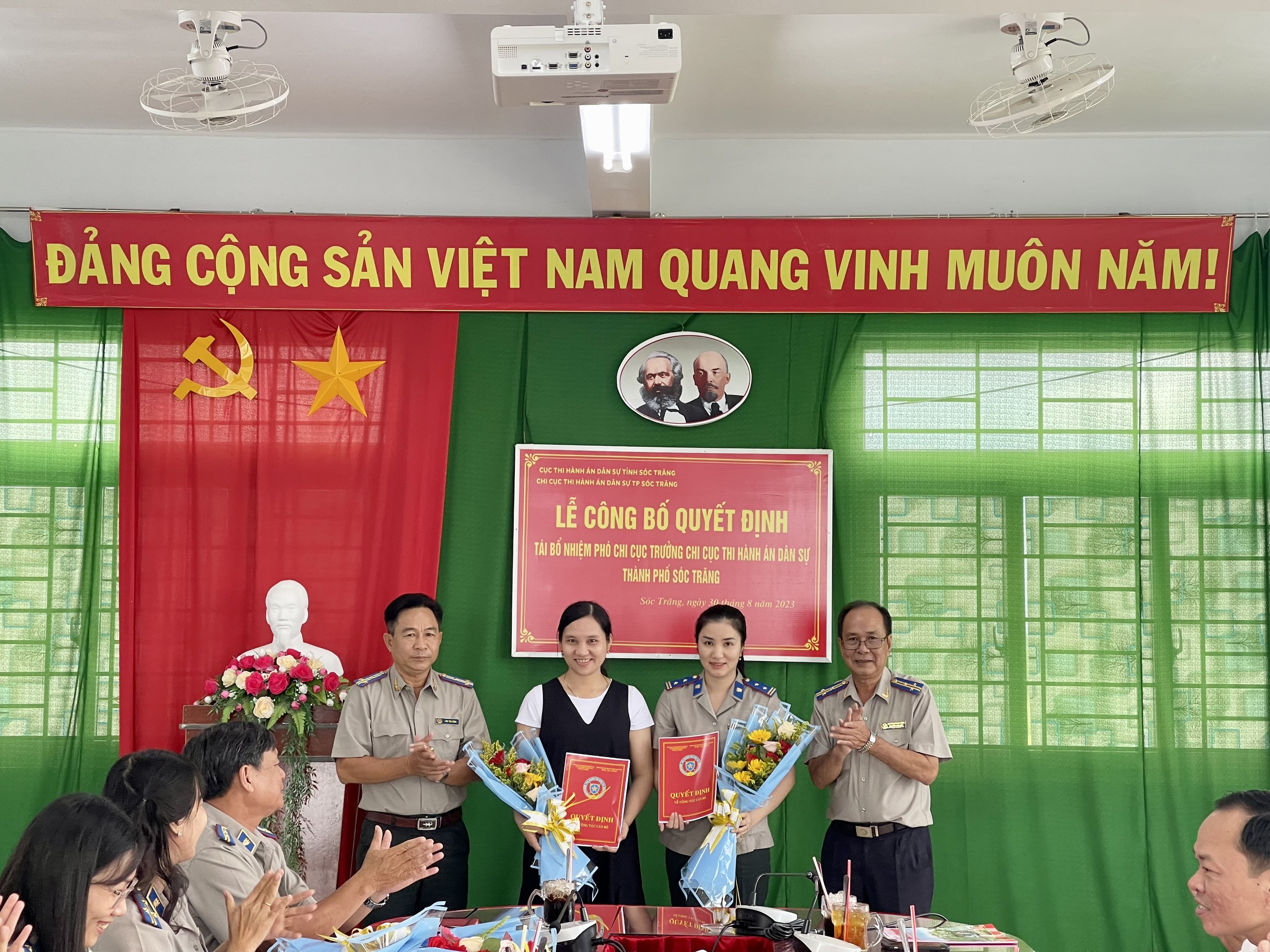 Điều động công chức giữa Thi hành án dân sự tỉnh Bạc Liêu và Thi hành án dân sự tỉnh Sóc Trăng