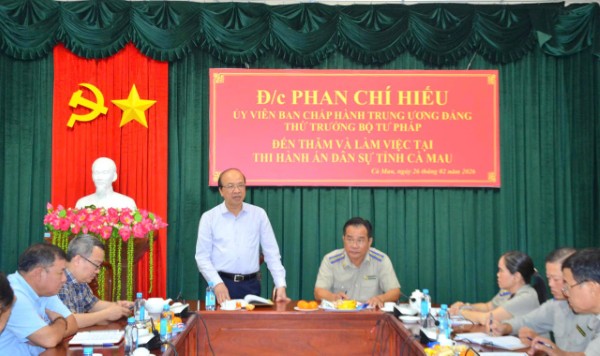 Ảnh đại diện Thứ trưởng Bộ Tư pháp Phan Chí Hiếu làm việc với Thi hành án dân sự Cà Mau