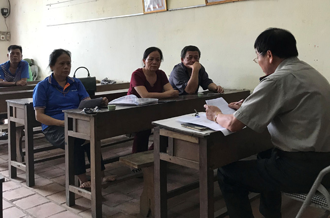 Chi cục THADS huyện Đông Sơn giao đất cho người được thi hành án