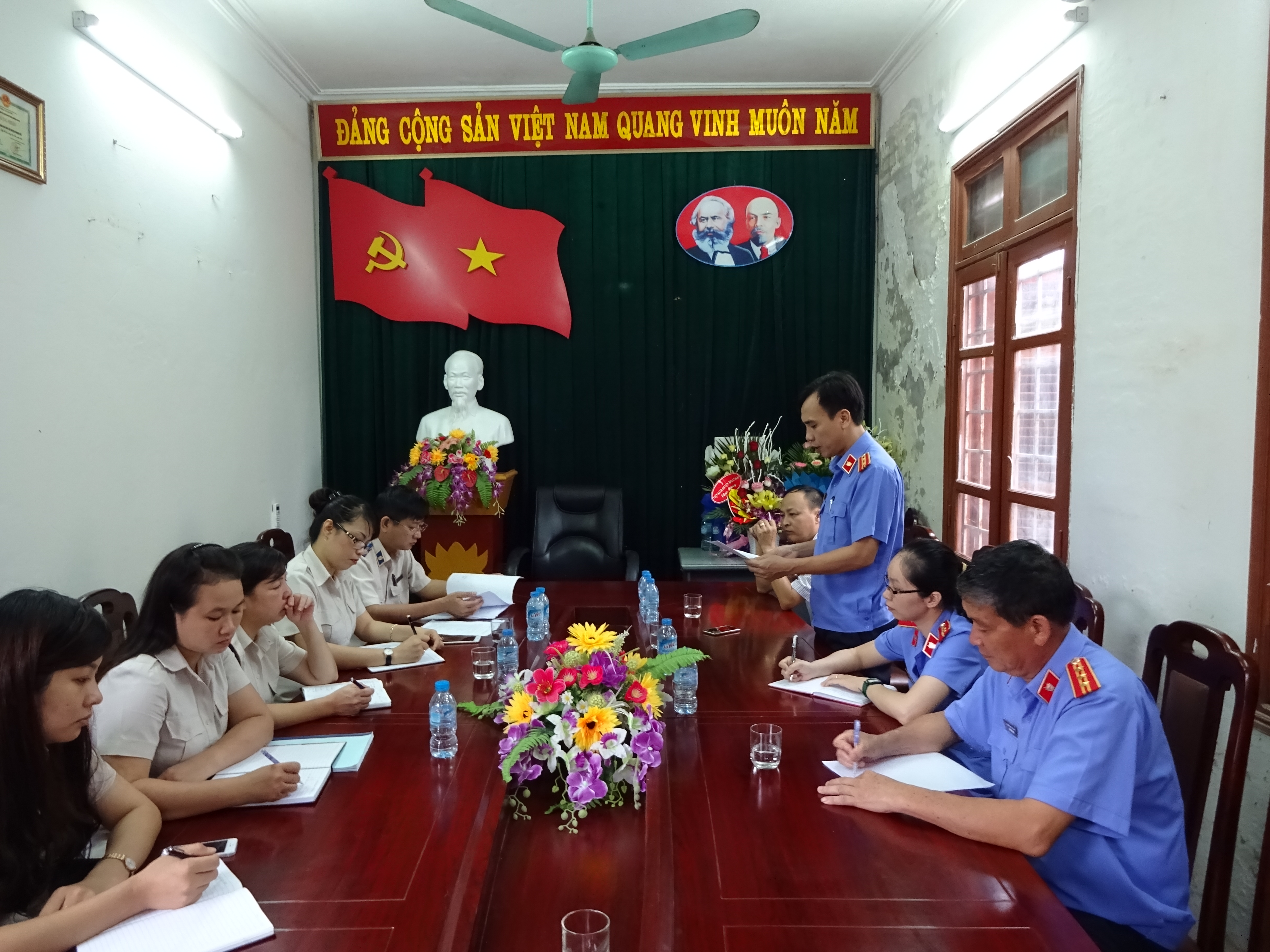 Công tác kiểm sát việc tuân theo pháp luật trong công tác thi hành án dân sự tại Chi cục Thi hành án dân sự huyện Hoành Bồ