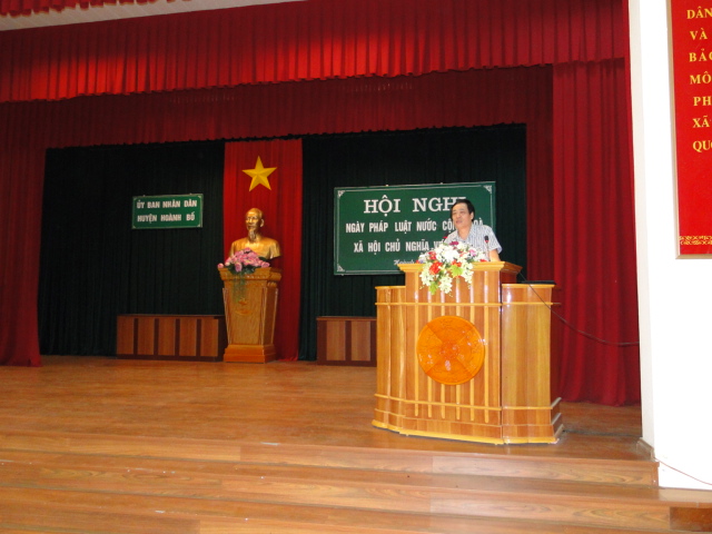 Chi cục Thi hành án dân sự huyện Hoành Bồ tổ chức Hội nghị tuyên truyền Luật THADS và triển khai Nghị định 62/2015/NĐ-CP