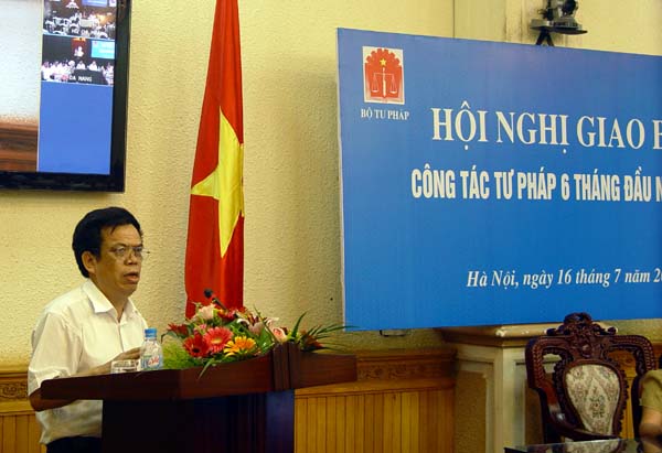 Giám đốc NXB Tư pháp phát biểu