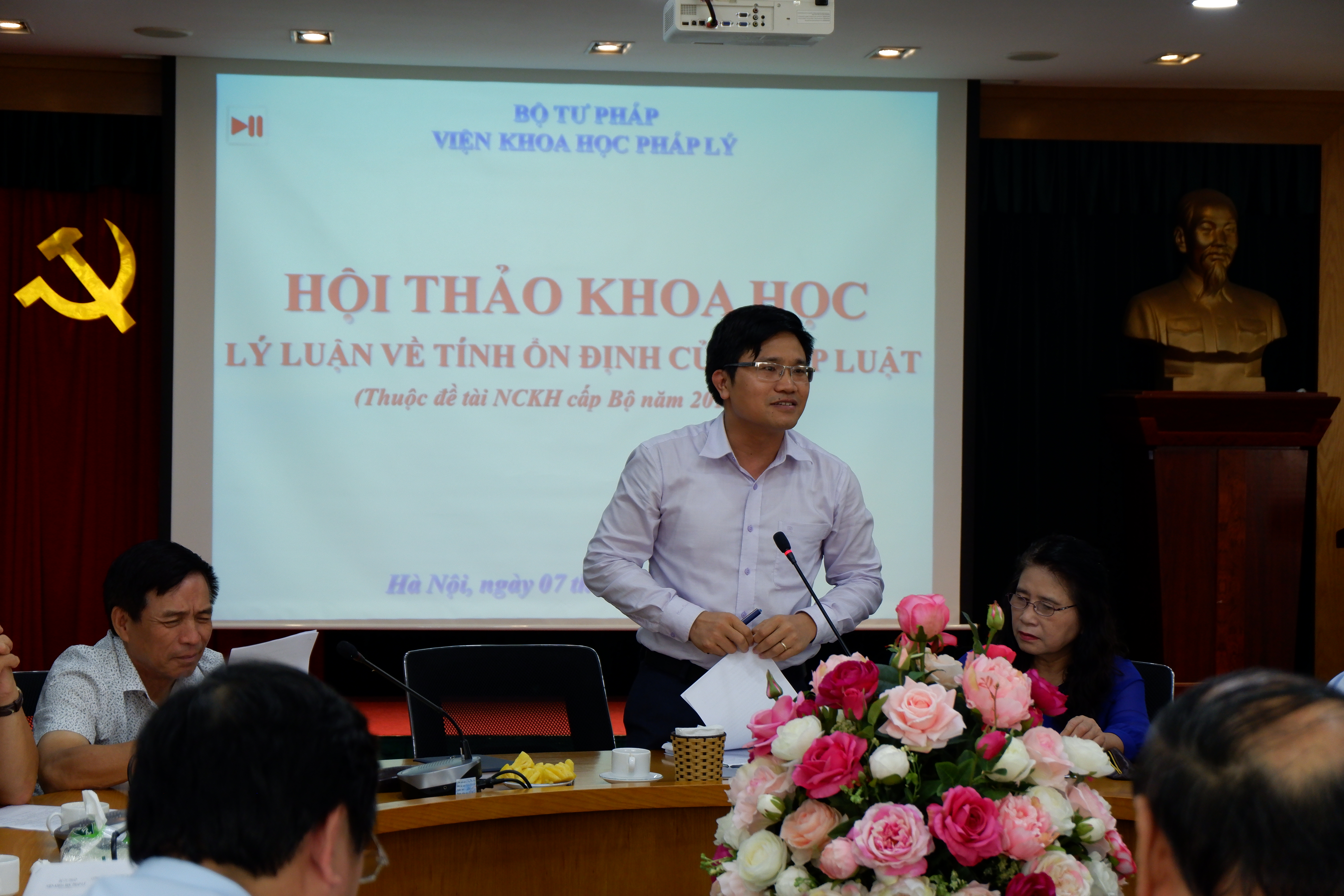 Hội thảo lý luận về tính ổn định của pháp luật