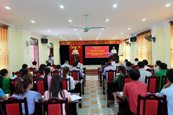 LAI CHÂU: KHAI GIẢNG LỚP BỒI DƯỠNG NGHIỆP VỤ HỘ TỊCH NĂM 2017