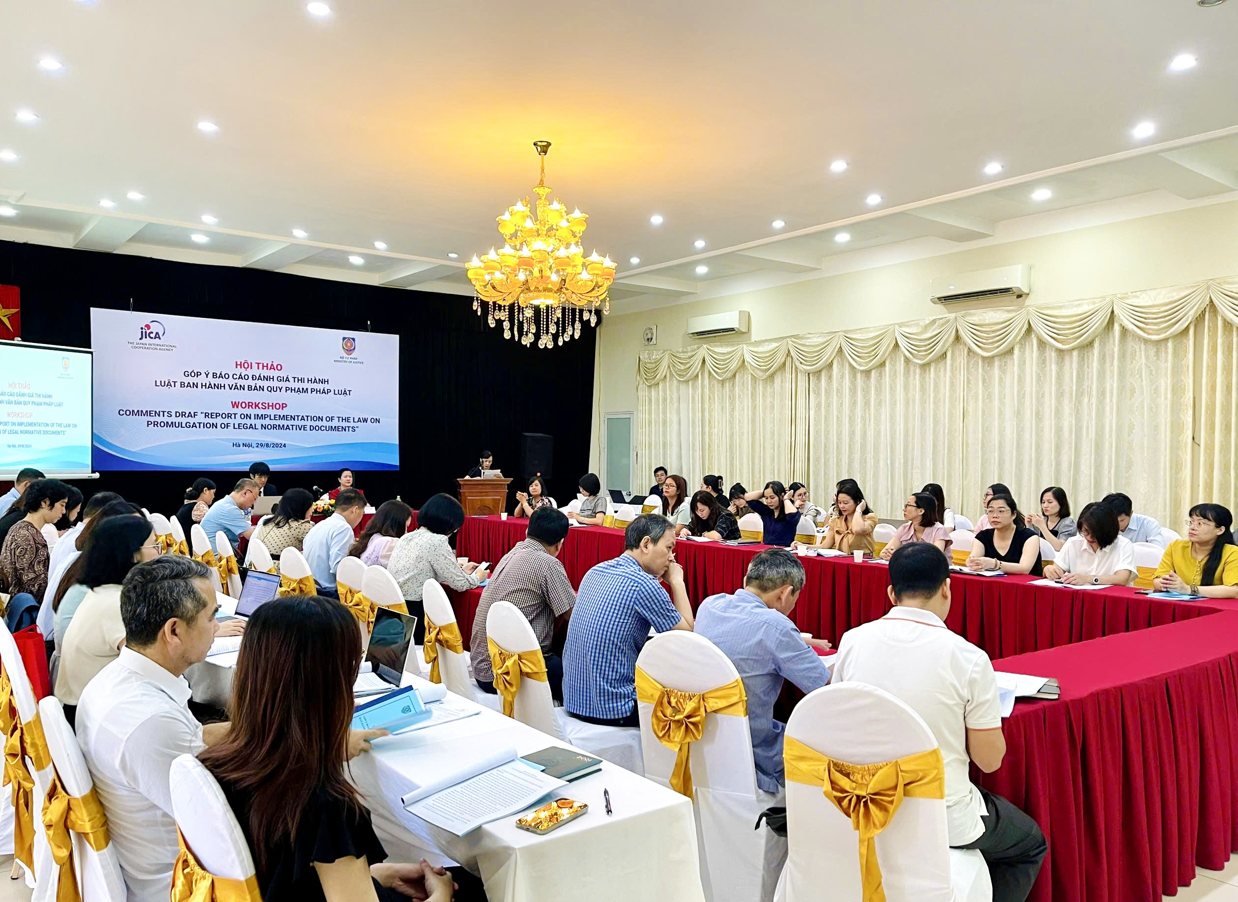 Hội thảo góp ý “Báo cáo đánh giá thực trạng thi hành Luật Ban hành văn bản quy phạm pháp luật”