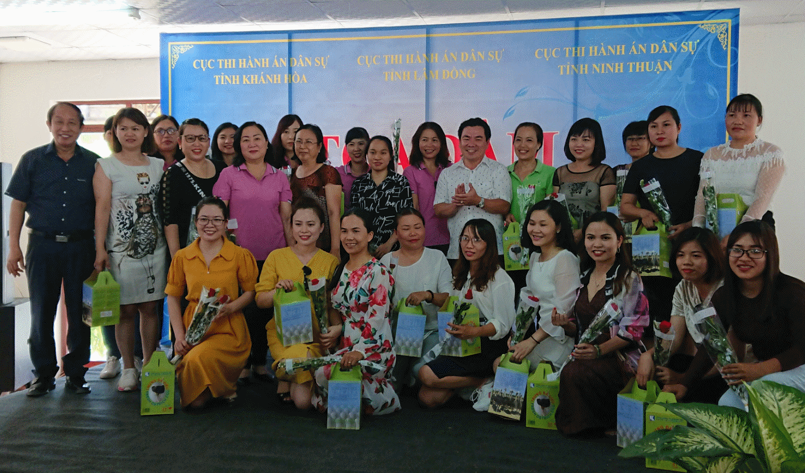 Giao lưu, tọa đàm nhân kỷ niệm Ngày Quốc tế phụ nữ  8 tháng 3