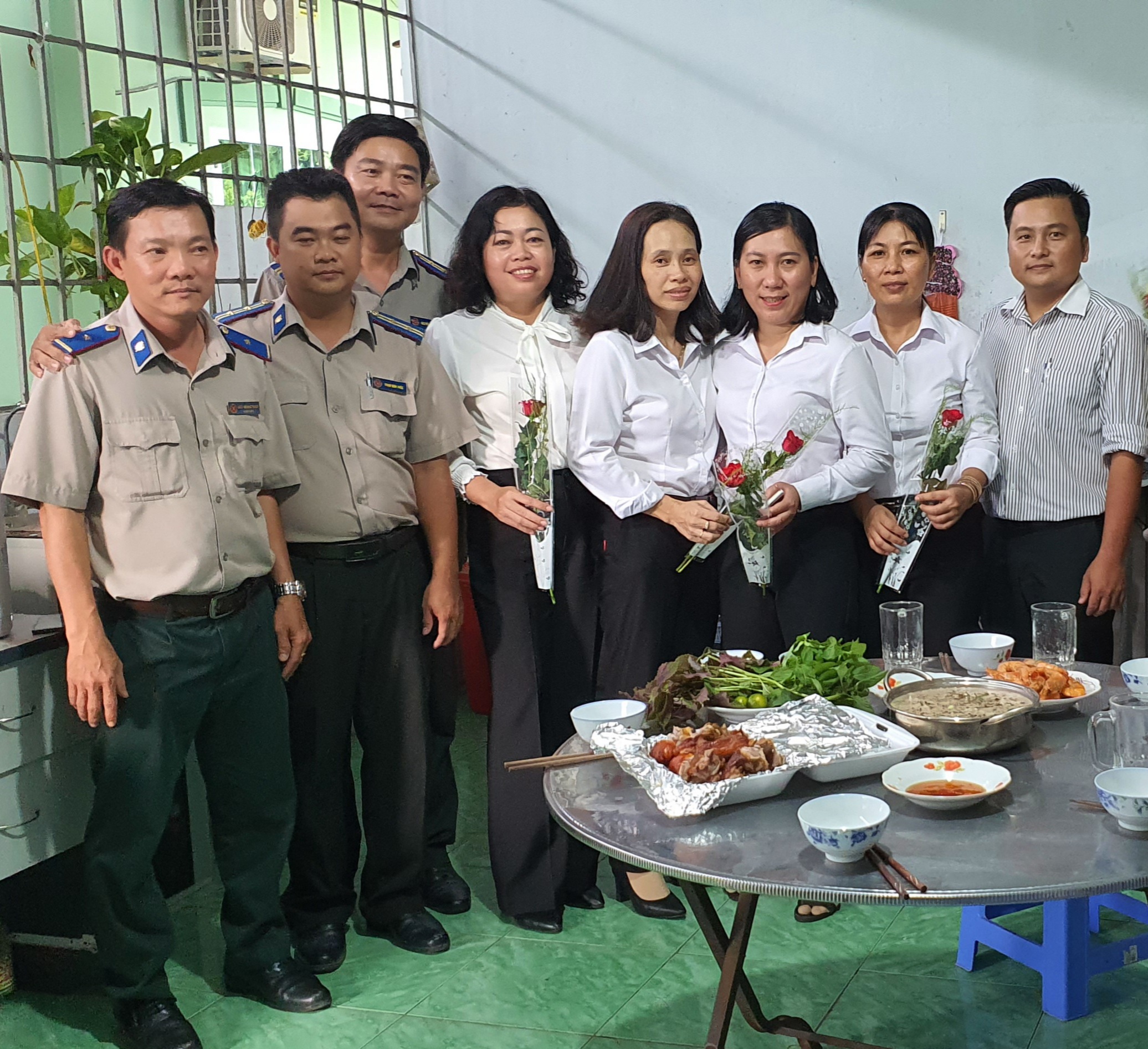 CHI CỤC THADS HUYỆN CHÂU THÀNH TỔ CHỨC KỶ NIỆM NGÀY PHỤ NỮ VIỆT NAM 20-10