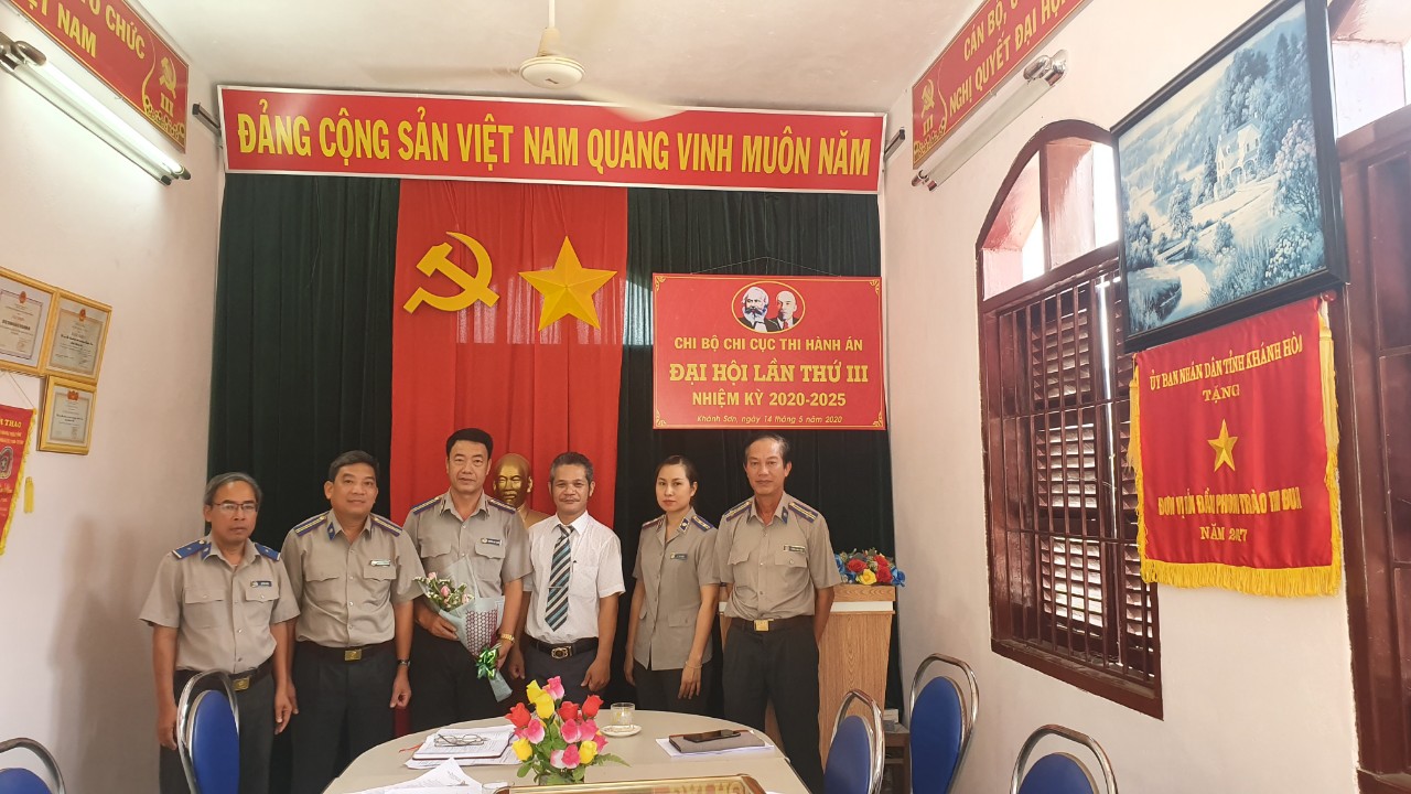 Chi bộ Chi cục Thi hành án dân sự huyện Khánh Sơn tổ chức Đại hội lần thứ III, nhiệm kỳ 2020 – 2025