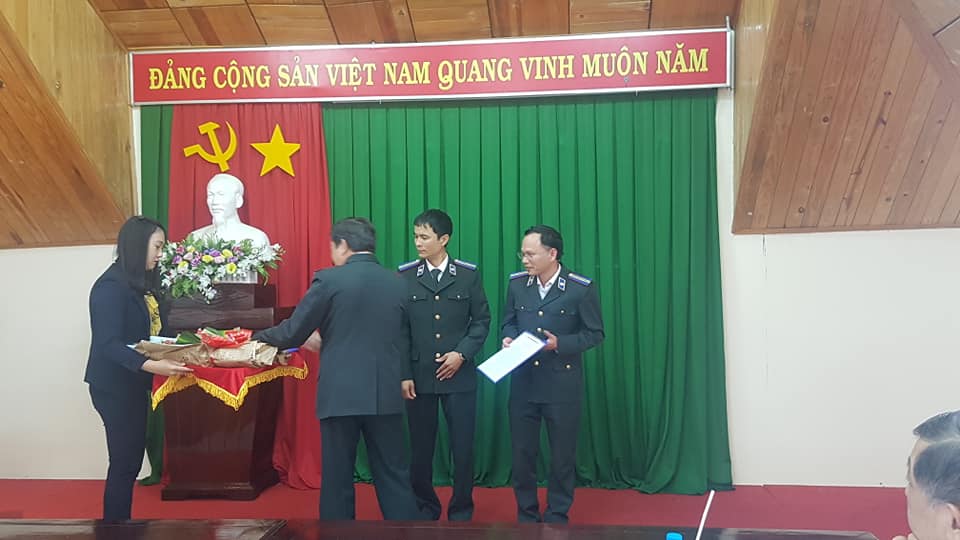 Trao quyết định bổ nhiệm CHV trung cấp