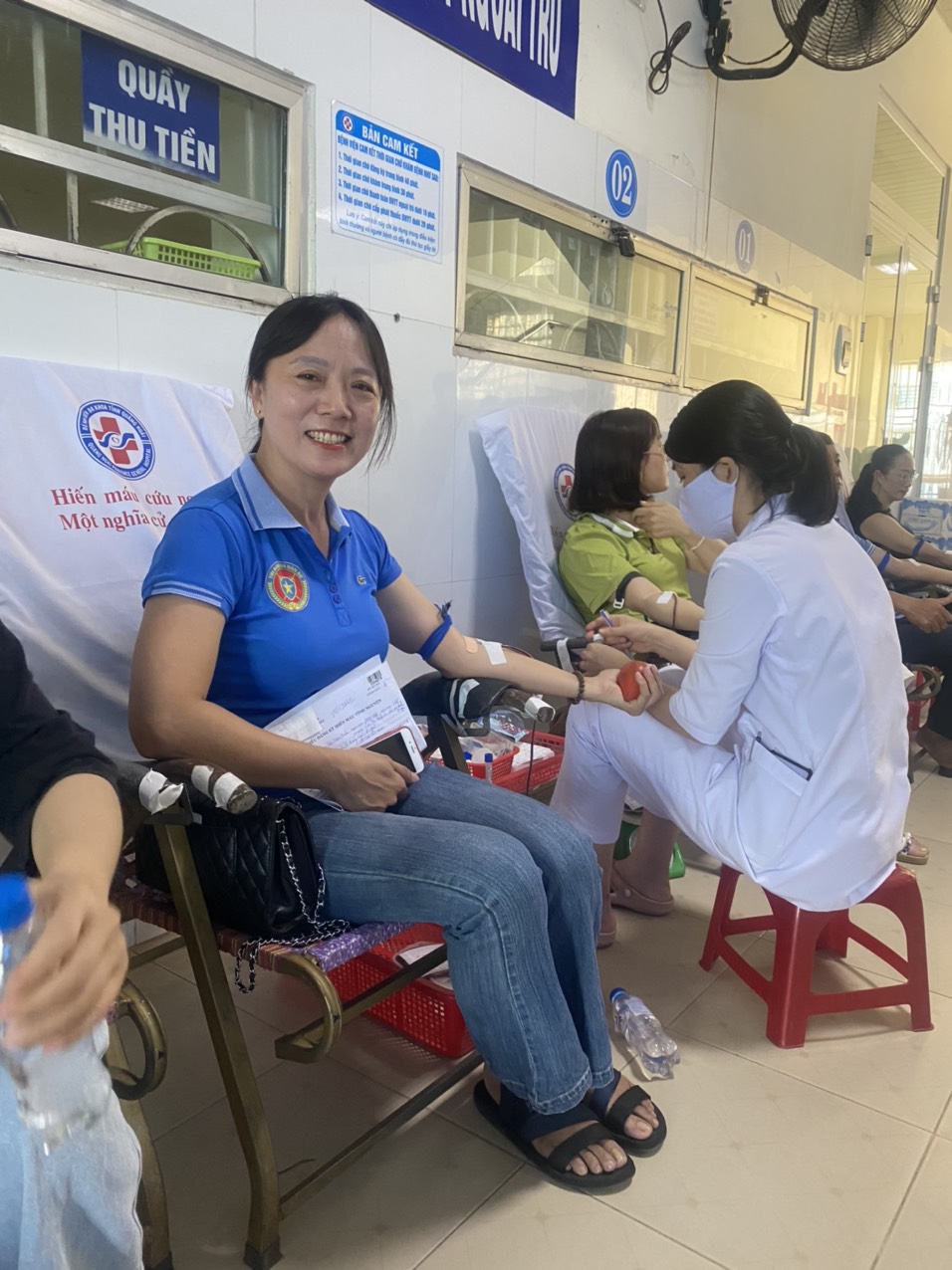 Đoàn viên Công đoàn Cục Thi hành án dân sự tham gia hiến máu tình nguyện năm 2023