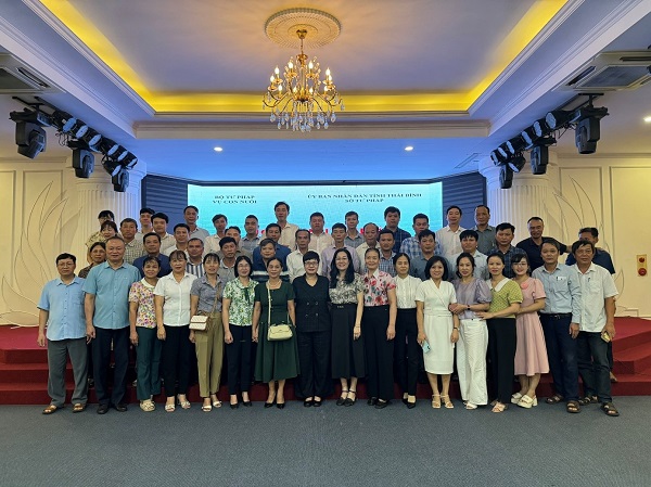 Hội nghị tập huấn nghiệp vụ đăng ký nuôi con nuôi trong nước nhằm tăng cường thực hiện Luật Nuôi con nuôi tại tỉnh Thái Bình