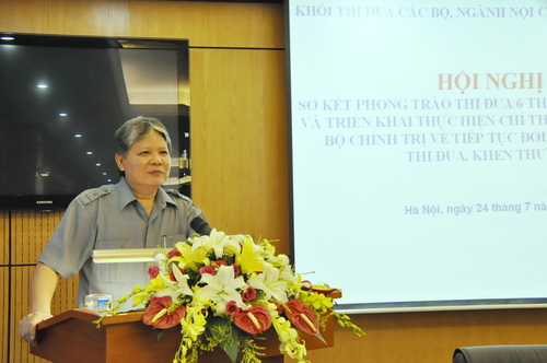 Đổi mới công tác thi đua - khen thưởng, góp phần hoàn thành nhiệm vụ chính trị