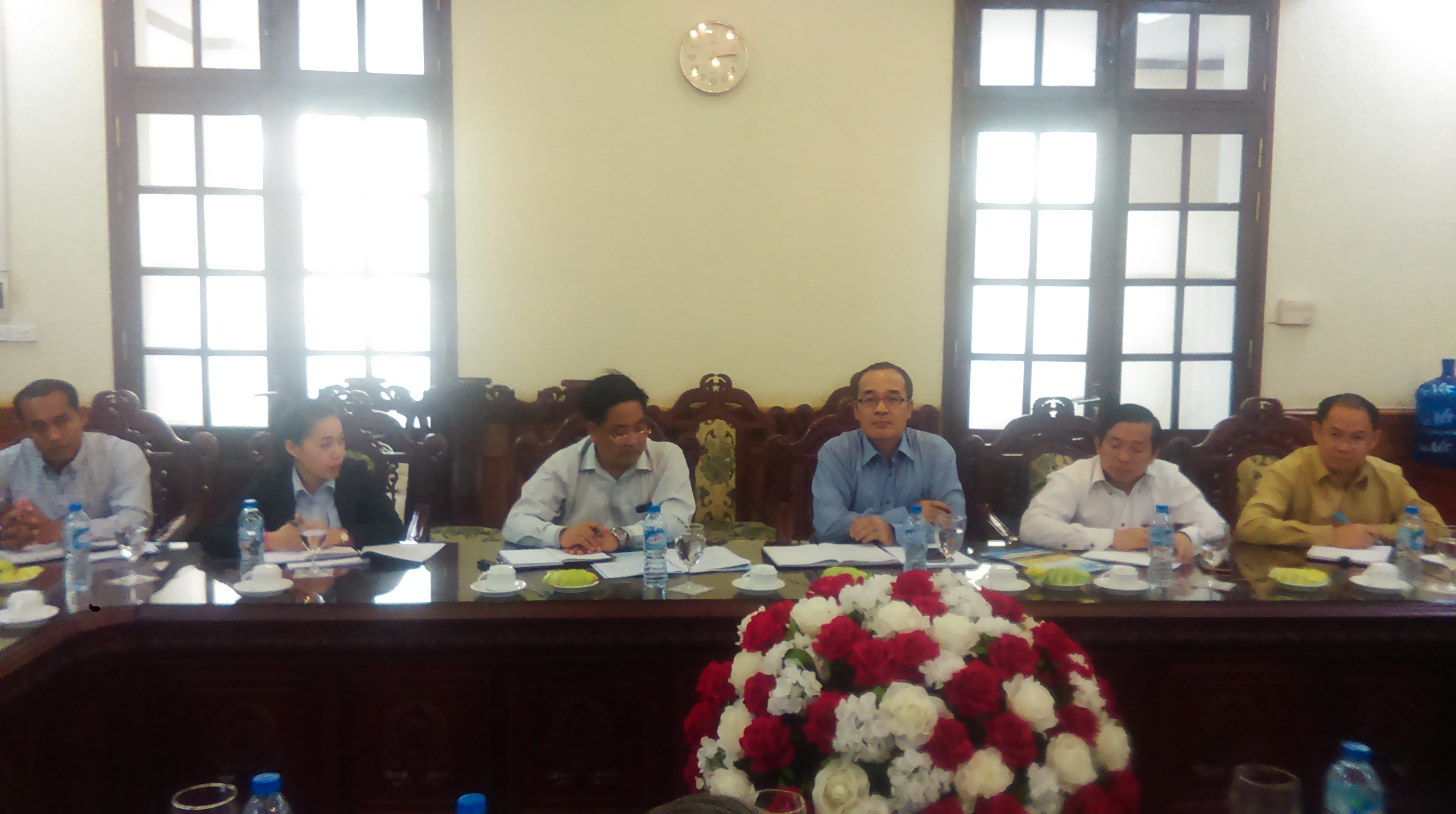 Đẩy mạnh công tác đào tạo, bồi dưỡng lưu học sinh Lào trong lĩnh vực pháp luật và tư pháp tại Việt Nam