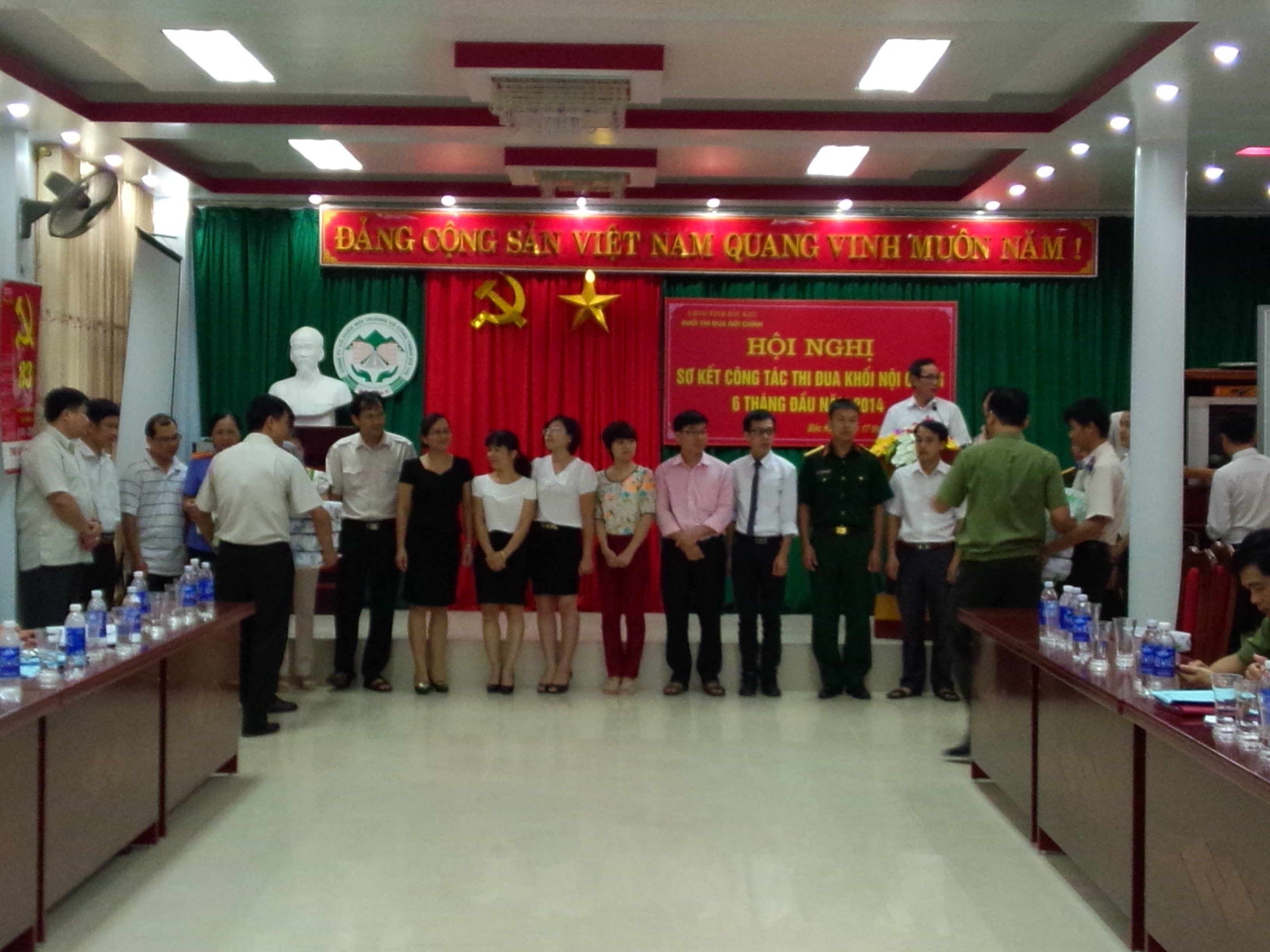 Khối thi đua Nội chính tỉnh Bắc Kạn tổ chức Hội nghị sơ kết công tác thi đua 6 tháng đầu năm 2014