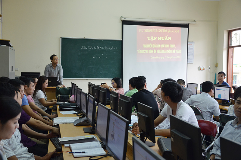 Tập huấn phần mềm Quản lý quá trình thụ lý, tổ chức thi hành án và báo cáo thống kê THADS