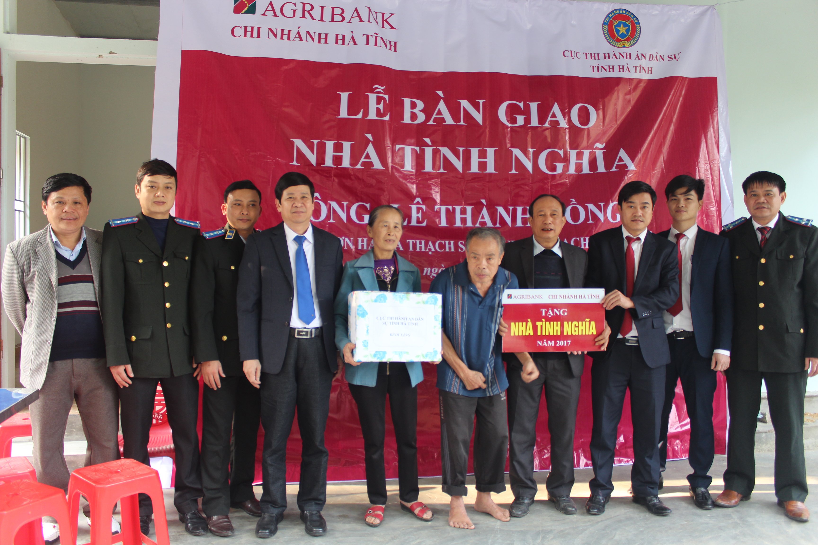 Cục THADS Hà Tĩnh và Ngân hàng Agribank Hà Tĩnh bàn giao nhà tình nghĩa cho gia đình khó khăn