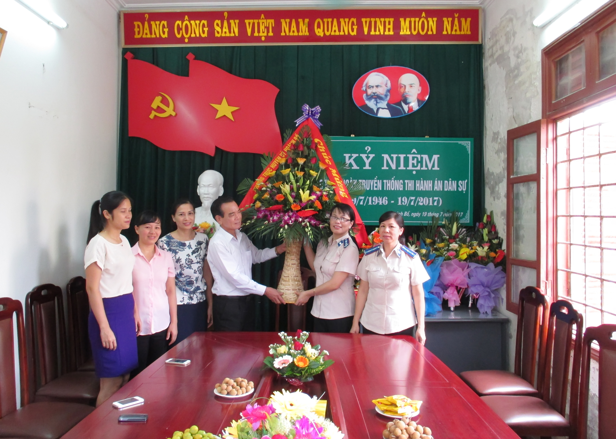 Kỷ niệm 71 năm ngày tuyền thống ngành thi hành án dân sự (19/7/1946 - 19/7/2017)