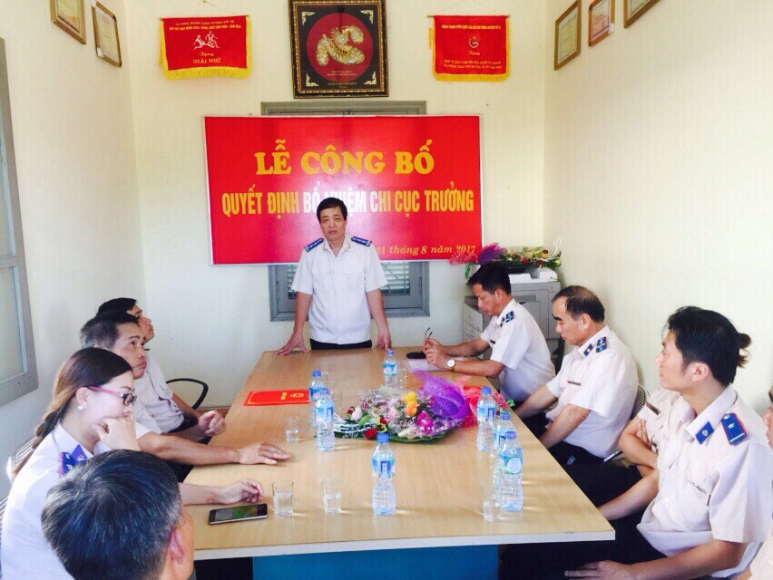 Lễ công bố quyết định bổ nhiệm chức vụ Chi cục trưởng Chi cục THADS huyện Cô Tô.