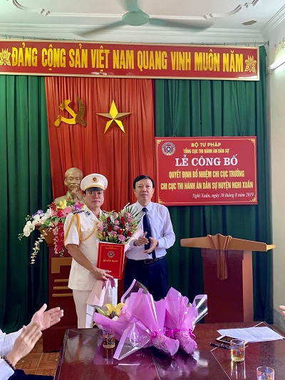 Lễ Công bố Quyết định bổ nhiệm Chi cục trưởng Chi cục THADS huyện Nghi Xuân
