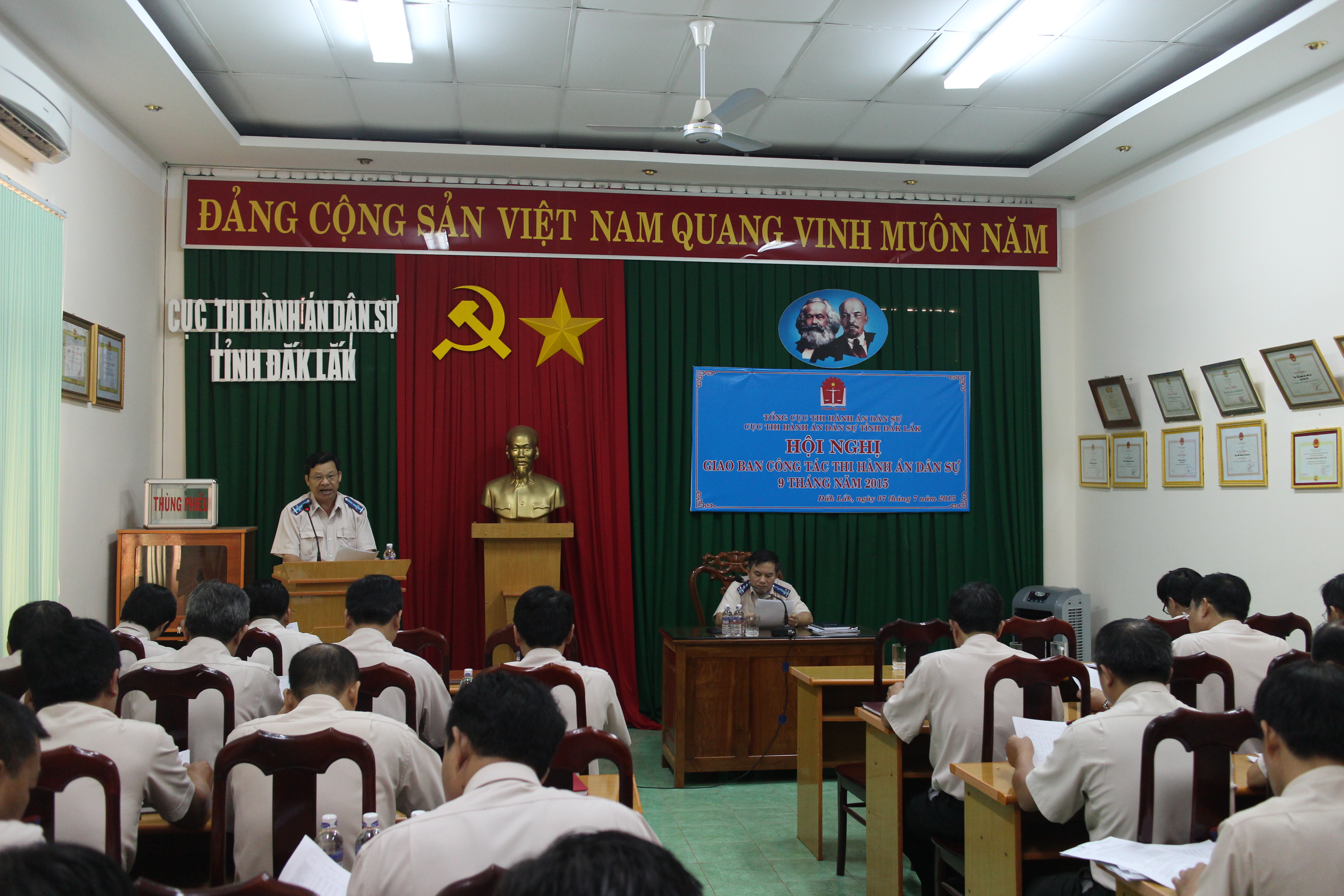 Hội nghị giao ban công tác thi hành án dân sự 9 tháng năm 2015