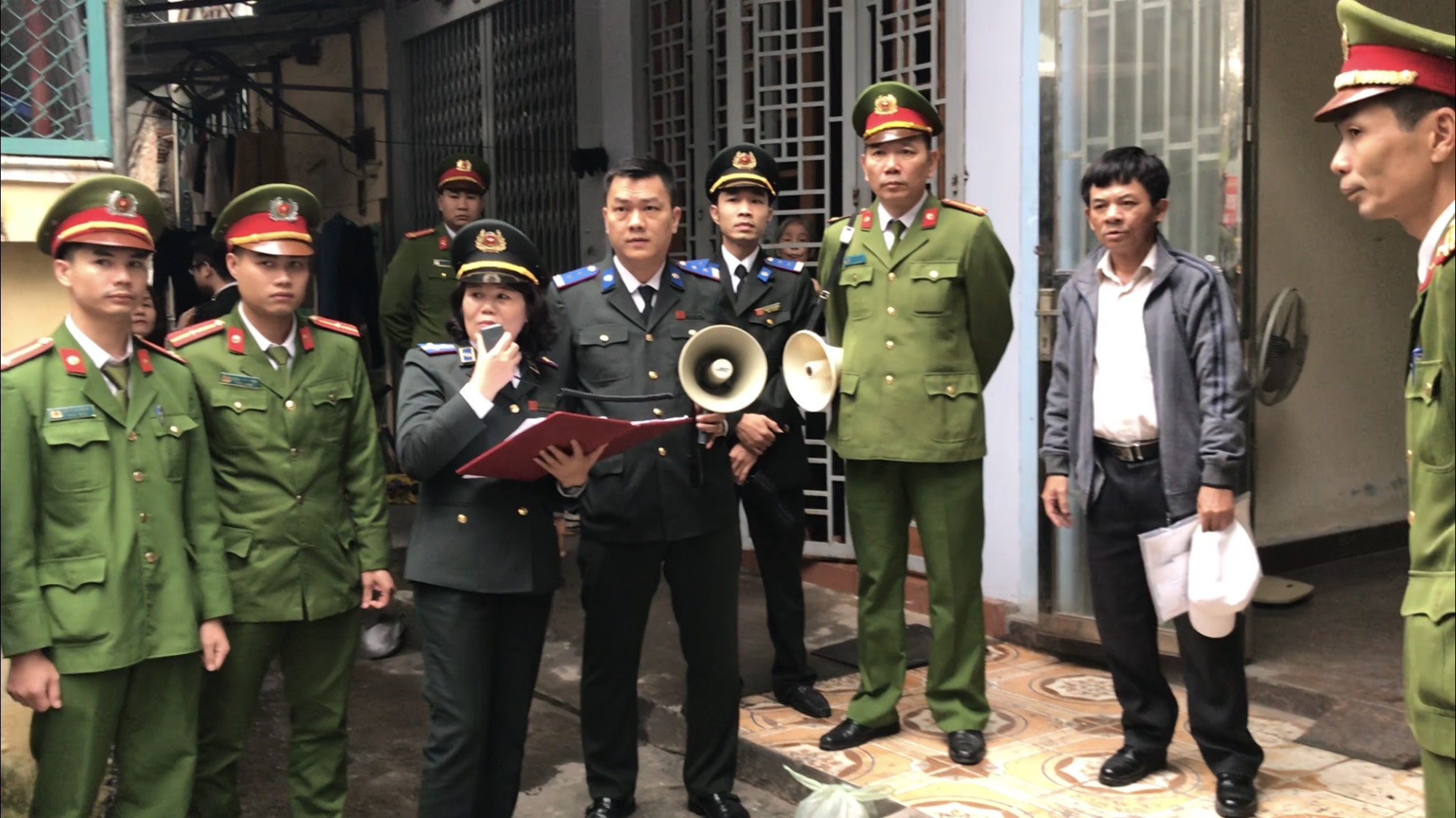 TIN CƯỠNG CHẾ THI HÀNH ÁN DÂN SỰ