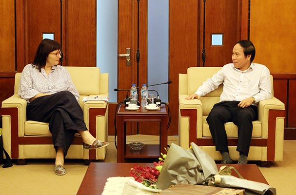 Thứ trưởng Lê Tiến Châu tiếp đoàn cán bộ của DAAD