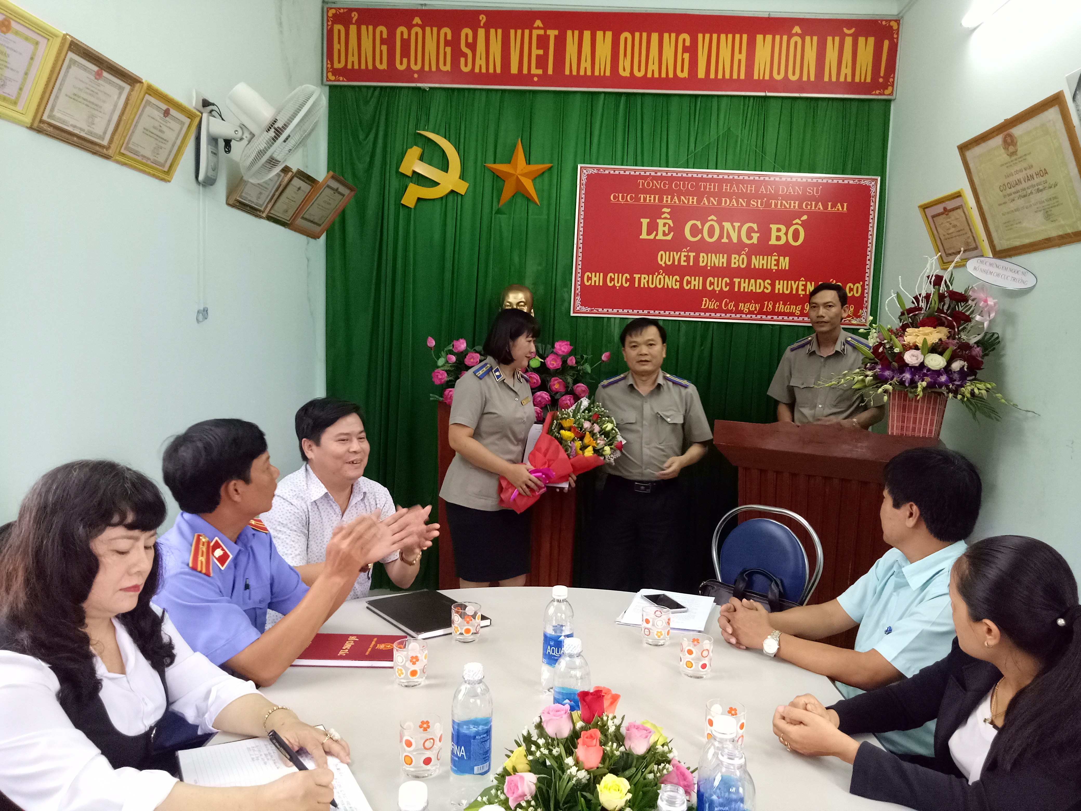 LỄ CÔNG BỐ QUYẾT ĐỊNH BỔ NHIỆM CHI CỤC TRƯỞNG  CHI CỤC THADS HUYỆN ĐỨC CƠ