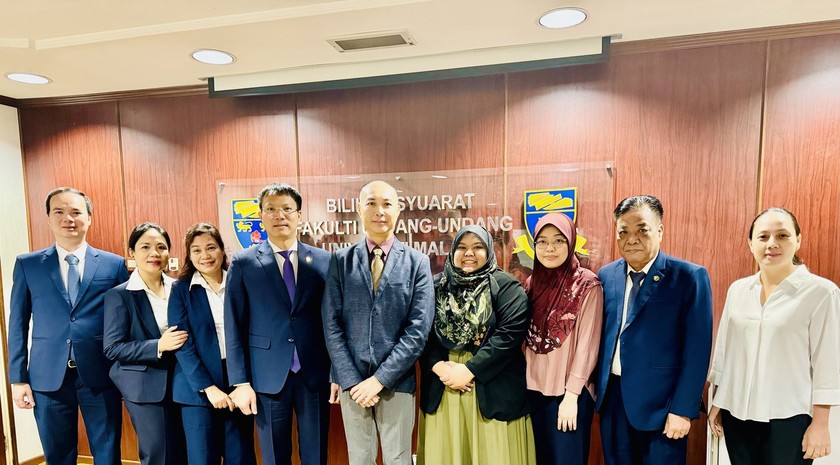 Trường Đại học Luật Hà Nội: Mở rộng và tăng cường hợp tác quốc tế với các Đại học ở Malaysia