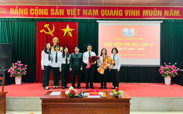 Đại hội Chi bộ Tài chính kế toán lần V, nhiệm kỳ 2025-2027