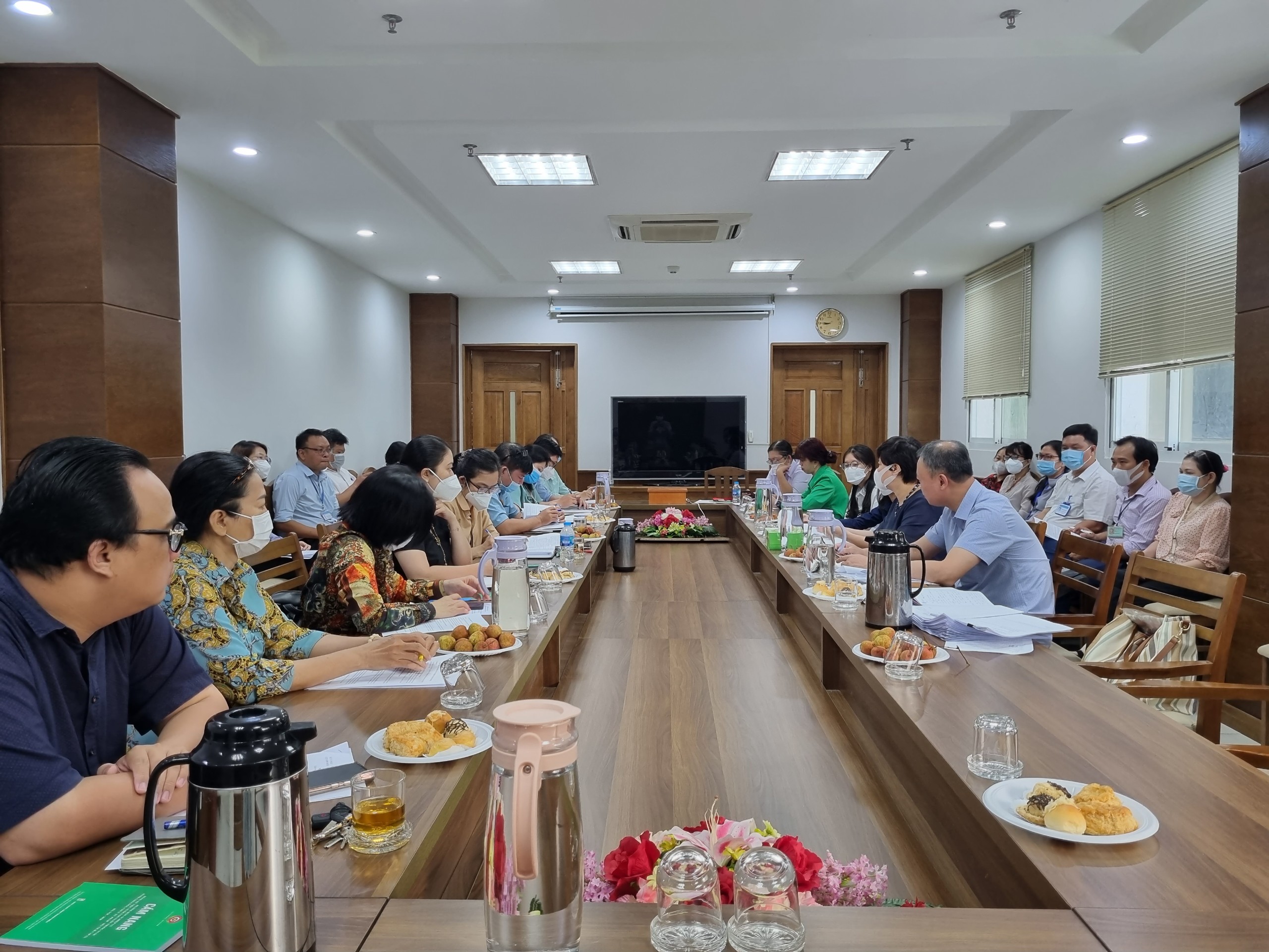 Khảo sát khả năng thành lập mô hình hỗ trợ nuôi con nuôi tại Quảng Ninh, Bình Dương và thành phố Hồ Chí Minh