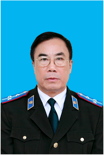 Đồng chí Kiều Xuân Mai, Chi cục trưởng Chi cục Thi hành án dân sự thị xã Phúc Yên, tỉnh Vĩnh Phúc - lãnh đạo Chi cục Thi hành án dân sự đầu tiên được phong tặng Danh hiệu "Chiến sĩ thi đua toàn quốc"