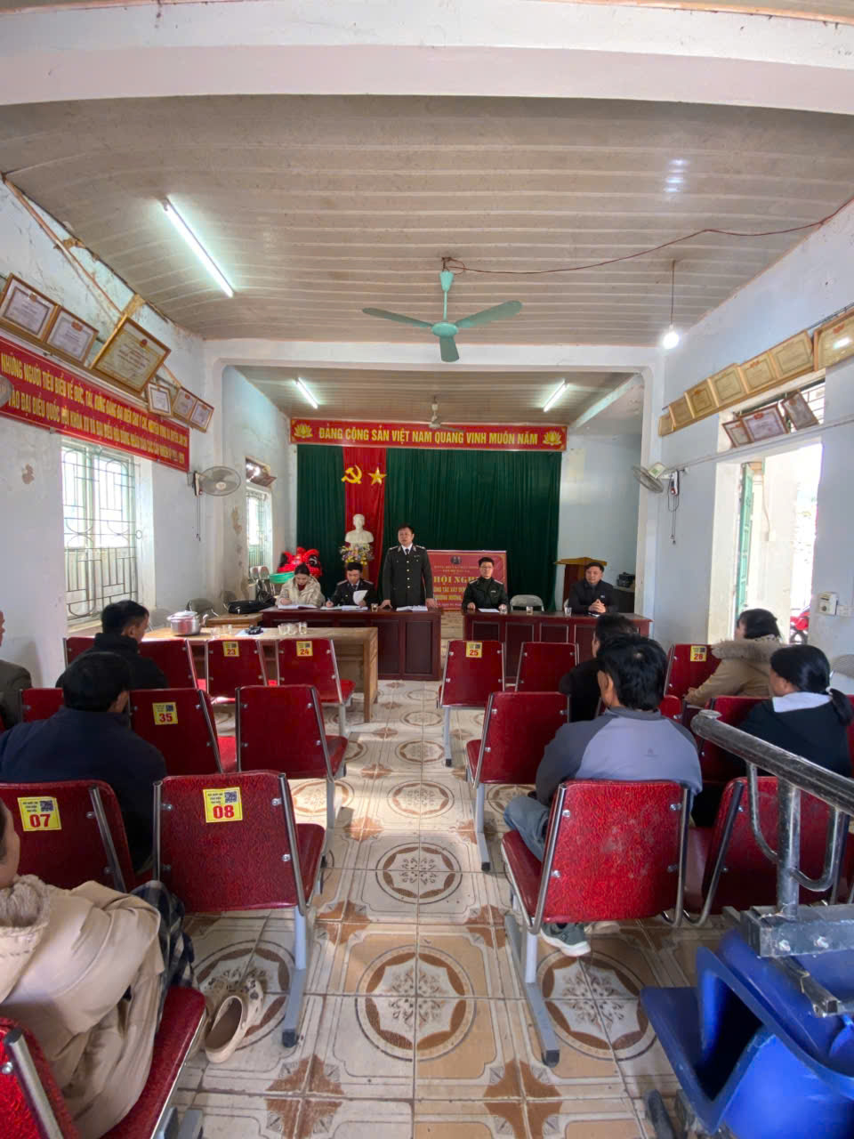 Phòng THADS khu vực 10 - Nghệ An phối hợp với Ban Phối hợp THADS xã Châu Bình, tỉnh Nghệ An phát huy công tác Dân vận khéo trong thi hành án dân sự