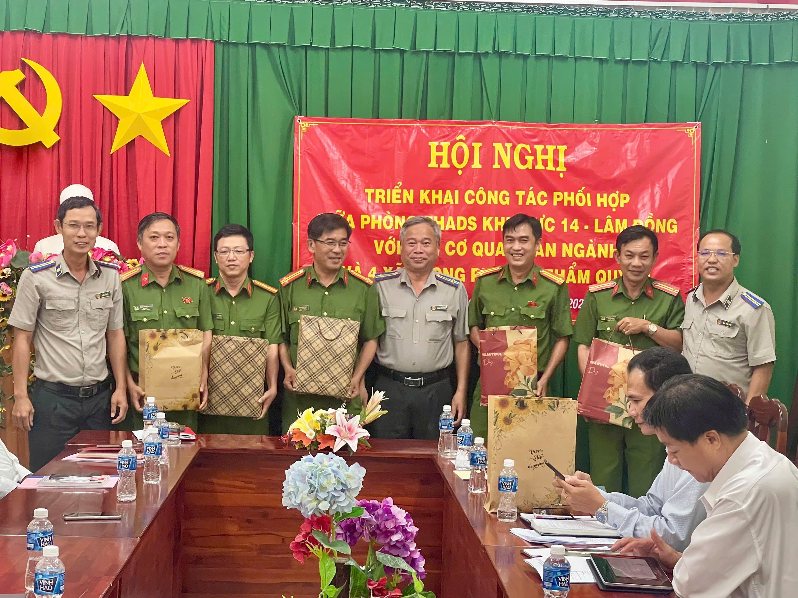 Phòng THADS khu vực 14 tỉnh Lâm Đồng tổ chức Hội nghị triển khai công tác phối hợp với 04 xã và các ban, ngành địa phương